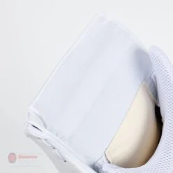 Bauer GSX Junior Goalie Blocker S20 26 Bauer GSX Junior Goalie Blocker S20 -Bauer Official Store bauer blockers bauer gsx junior goalie blocker 14463779799106