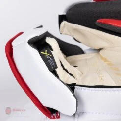 Bauer Vapor HyperLite Senior Goalie Blocker 32 Bauer Vapor HyperLite Senior Goalie Blocker -Bauer Official Store bauer blockers bauer vapor hyperlite senior goalie blocker 27972274356290