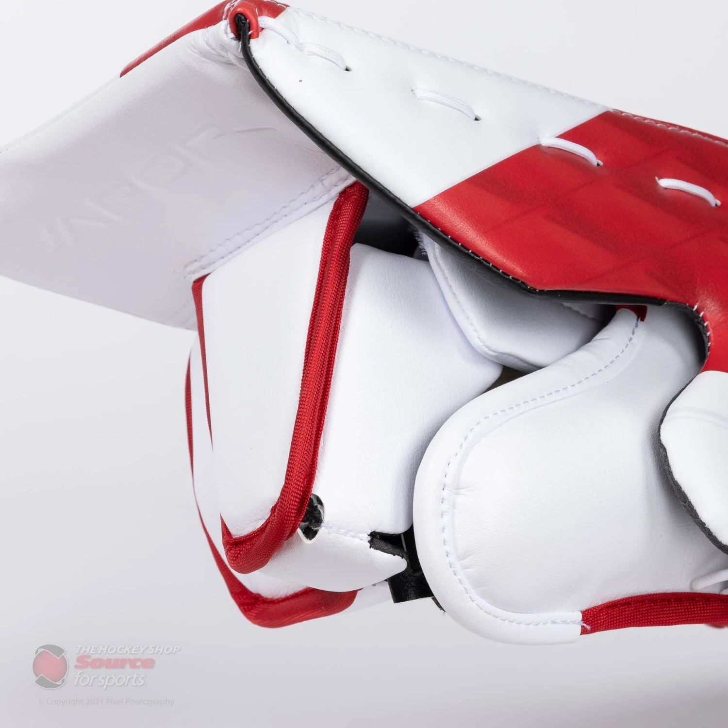 Bauer Vapor HyperLite Senior Goalie Blocker 8 Bauer Vapor HyperLite Senior Goalie Blocker - Image 6