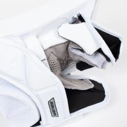 Bauer Vapor X2.7 Junior Goalie Blocker -Bauer Official Store bauer blockers bauer vapor x2 7 junior goalie blocker 5427646201922