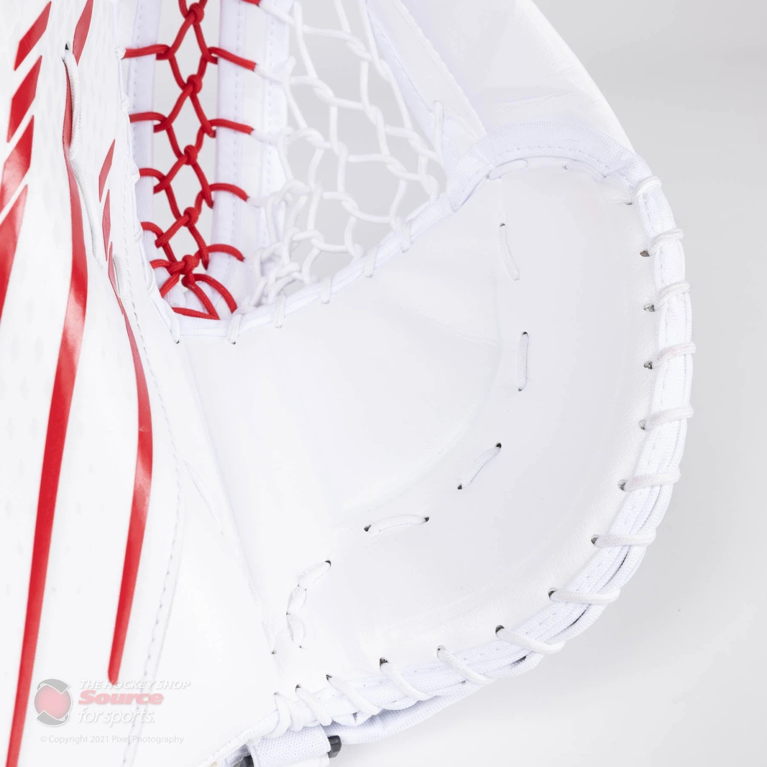 Bauer Vapor HyperLite Senior Goalie Catcher 8 Bauer Vapor HyperLite Senior Goalie Catcher - Image 6