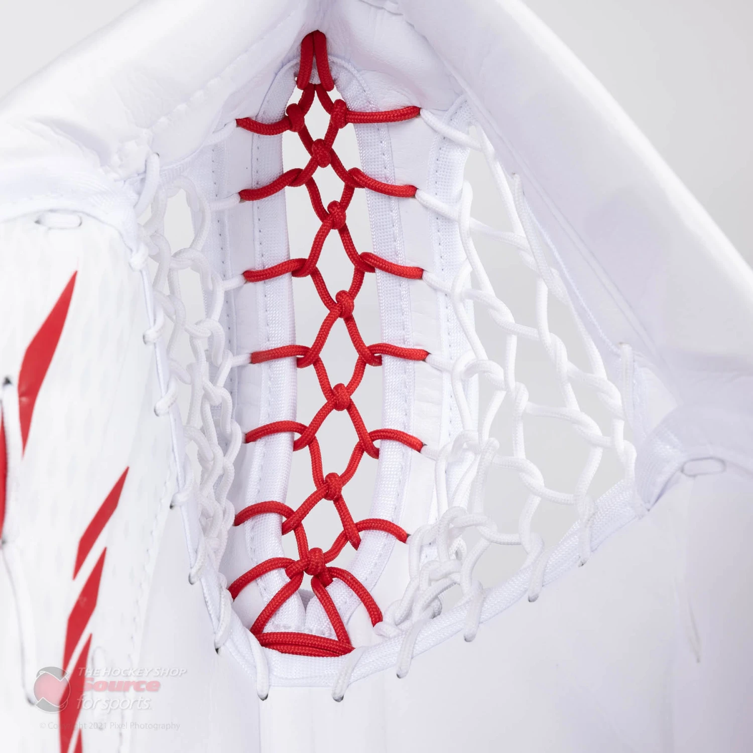 Bauer Vapor HyperLite Senior Goalie Catcher 7 Bauer Vapor HyperLite Senior Goalie Catcher - Image 5