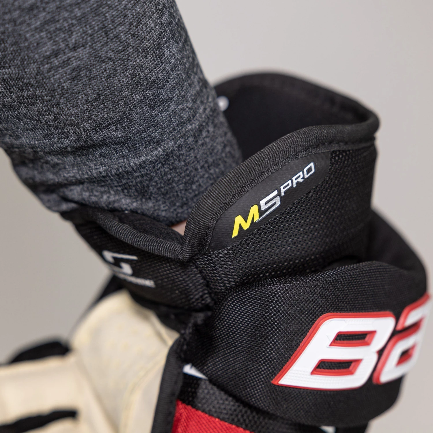 Bauer Supreme M5 Pro Senior Hockey Gloves 22 Bauer Supreme M5 Pro Senior Hockey Gloves - Image 20