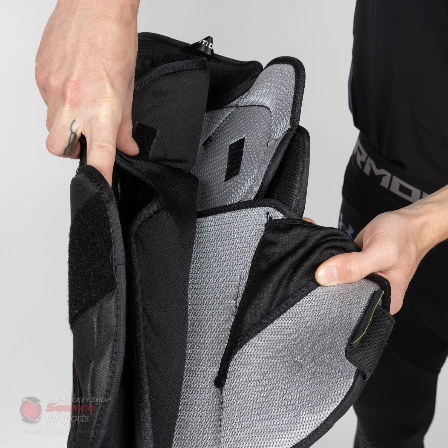 Bauer Supreme 3S Pro Senior Hockey Shin Guards 5 Bauer Supreme 3S Pro Senior Hockey Shin Guards - Image 3