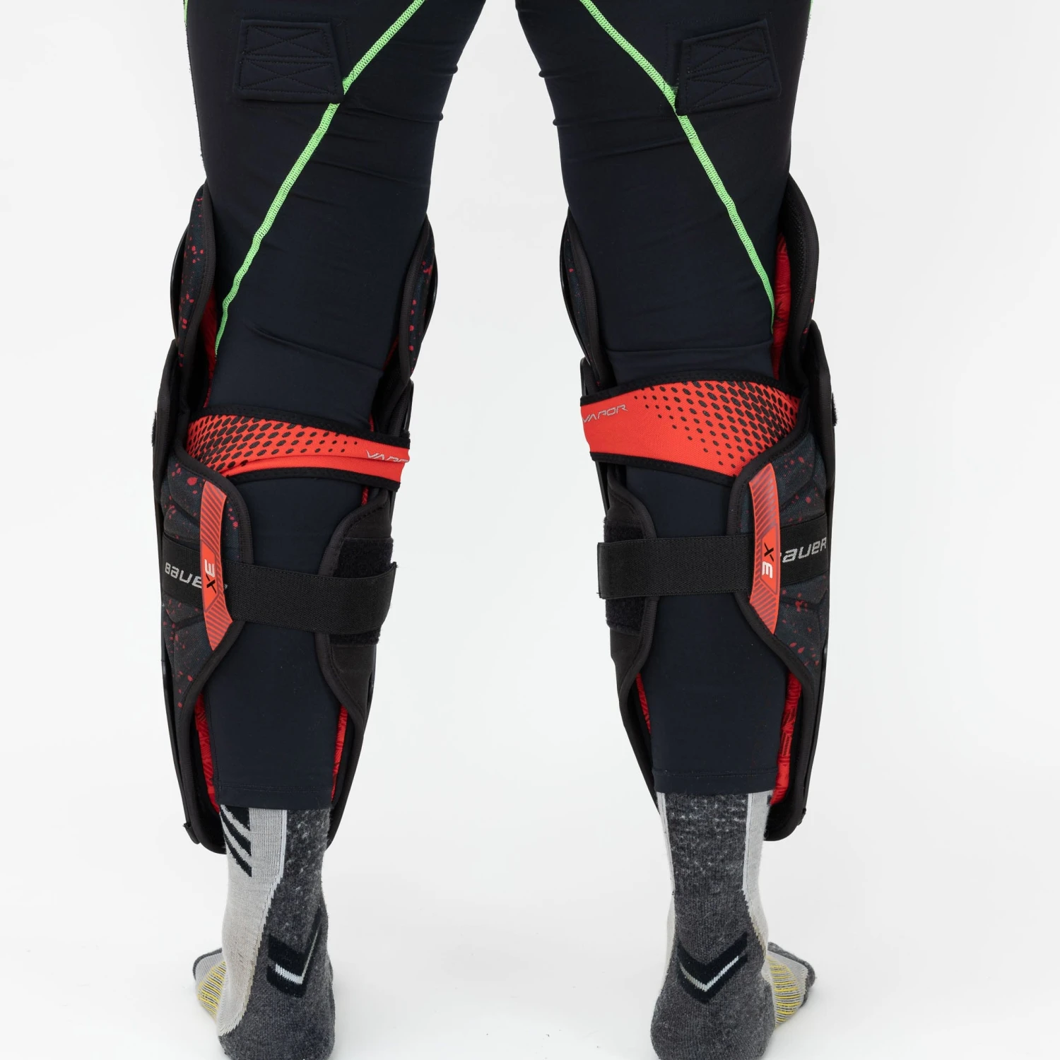 Bauer Vapor 3X Intermediate Hockey Shin Guards 5 Bauer Vapor 3X Intermediate Hockey Shin Guards - Image 3