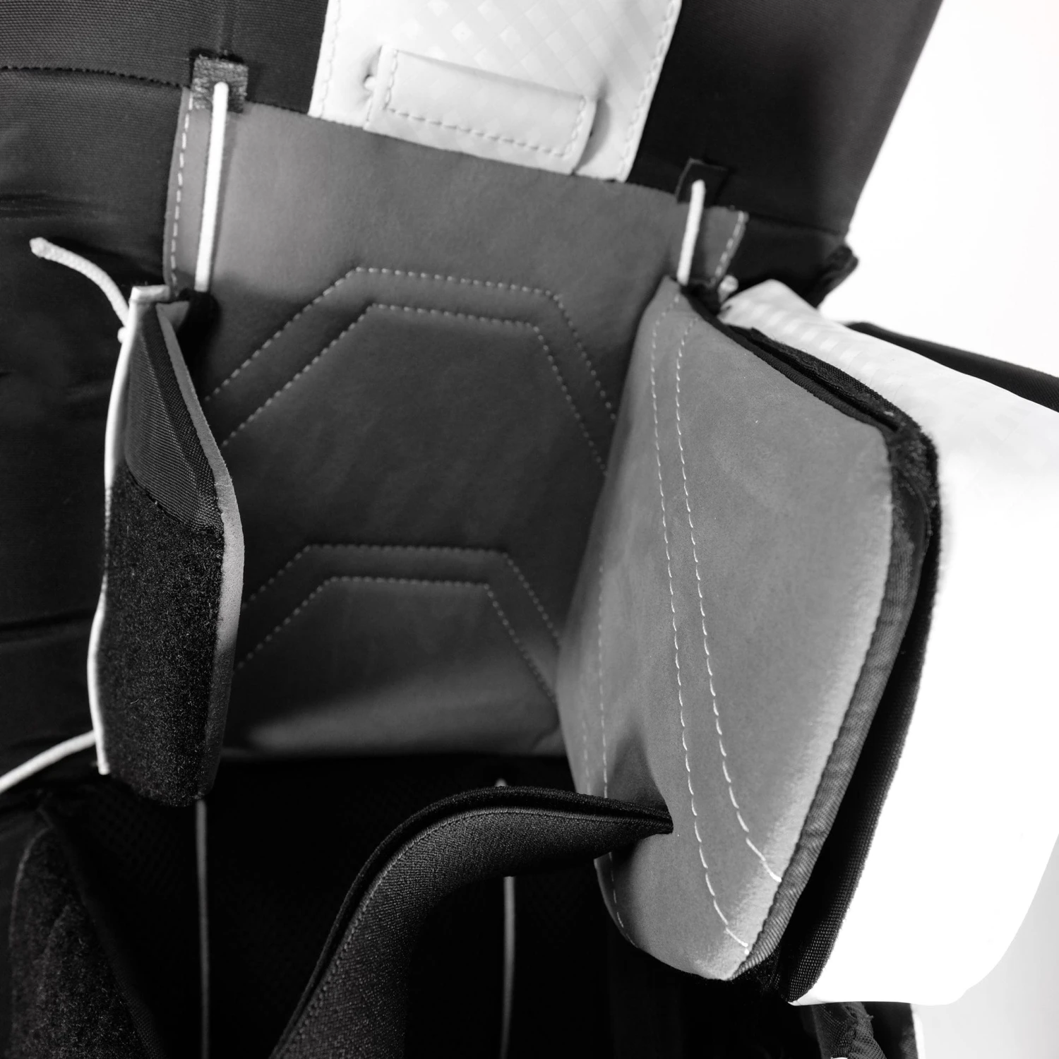 Brian's G-NETik X5 Intermediate Goalie Leg Pads 9 Brian's G-NETik X5 Intermediate Goalie Leg Pads - Image 7