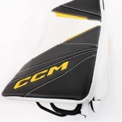 CCM Axis 2.9 Intermediate Goalie Blocker -Bauer Official Store ccm blockers ccm axis 2 9 intermediate goalie blocker 29016448139330