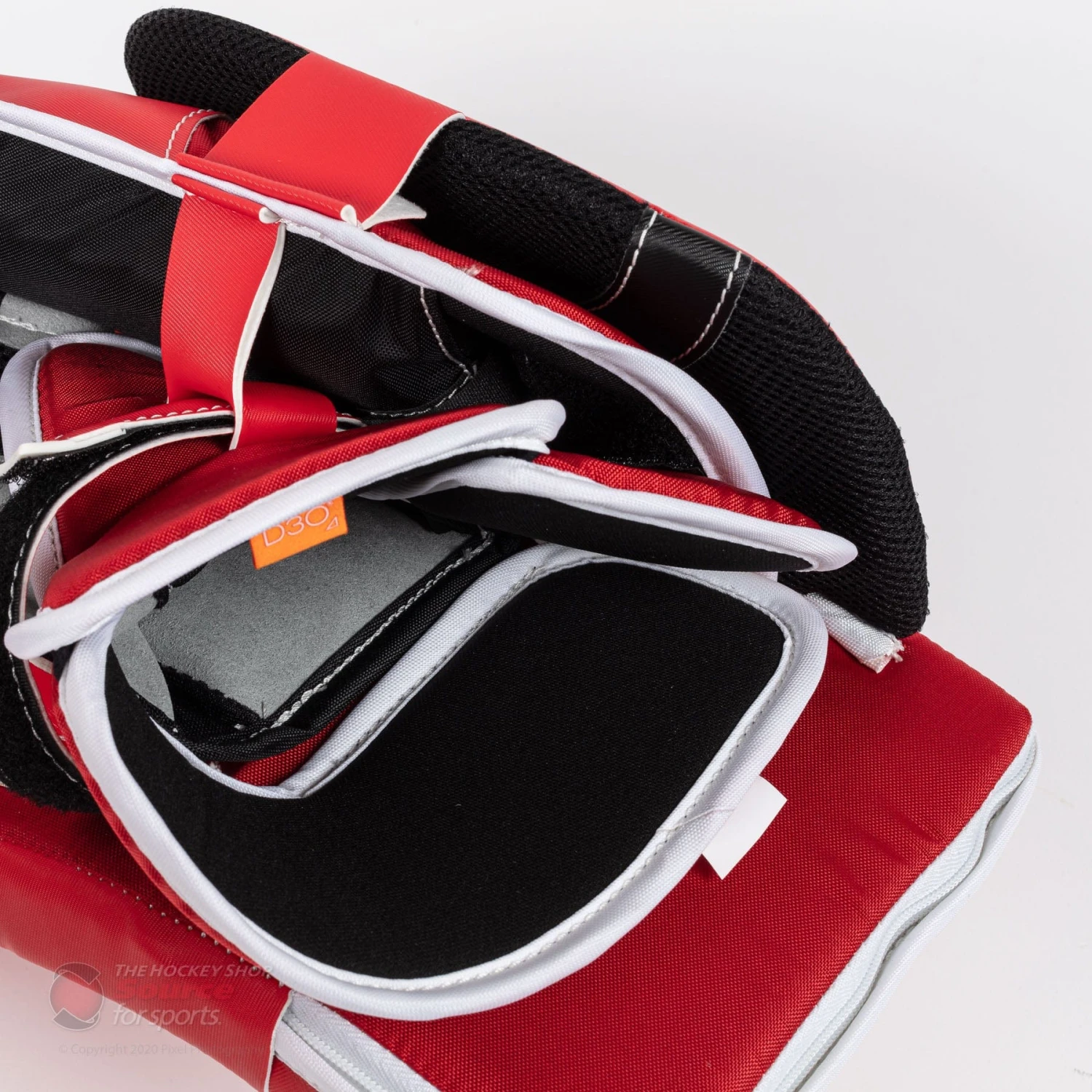 CCM Axis A1.9 Intermediate Goalie Blocker - Source Exclusive 17 CCM Axis A1.9 Intermediate Goalie Blocker - Source Exclusive - Image 15