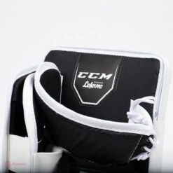 CCM Extreme Flex E4.5 Junior Goalie Blocker - Source Exclusive 23 CCM Extreme Flex E4.5 Junior Goalie Blocker - Source Exclusive -Bauer Official Store ccm blockers ccm extreme flex e4 5 junior goalie blocker source exclusive 5310650646594