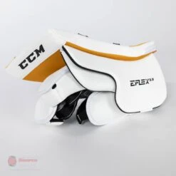 CCM Extreme Flex E5.9 Senior Goalie Blocker -Bauer Official Store ccm blockers ccm extreme flex e5 9 senior goalie blocker 27988477444162