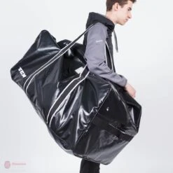 CCM Pro Senior Goalie Carry Bag -Bauer Official Store ccm carry goalie bags ccm pro senior goalie carry bag 4527091941442