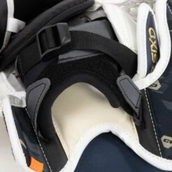 CCM Axis 2 Senior Goalie Catcher - 591 Degree -Bauer Official Store ccm catchers ccm axis 2 senior goalie catcher 591 degree 29166438252610