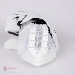 CCM Extreme Flex 5 Senior Goalie Catcher - 590 Break Angle -Bauer Official Store ccm catchers ccm extreme flex 5 senior goalie catcher 590 break angle white regular 28235111432258