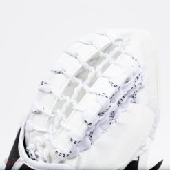 CCM Extreme Flex E4.5 Junior Goalie Catcher - Source Exclusive -Bauer Official Store ccm catchers ccm extreme flex e4 5 junior goalie catcher source exclusive 5323872829506