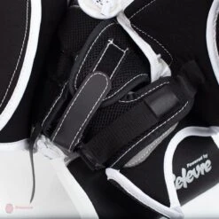 CCM Extreme Flex E4.5 Junior Goalie Catcher - Source Exclusive -Bauer Official Store ccm catchers ccm extreme flex e4 5 junior goalie catcher source exclusive 5323873681474