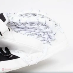 CCM Extreme Flex E4.9 Intermediate Goalie Catcher - Source Exclusive -Bauer Official Store ccm catchers ccm extreme flex e4 9 intermediate goalie catcher source exclusive 5323902386242