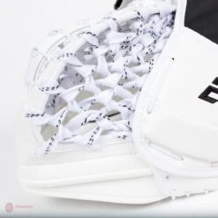 CCM Extreme Flex E4.9 Intermediate Goalie Catcher - Source Exclusive -Bauer Official Store ccm catchers ccm extreme flex e4 9 intermediate goalie catcher source exclusive 5323903041602
