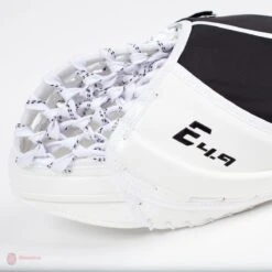 CCM Extreme Flex E4.9 Senior Goalie Catcher - Source Exclusive -Bauer Official Store ccm catchers ccm extreme flex e4 9 senior goalie catcher source exclusive 5323923947586