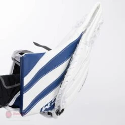 CCM Extreme Flex E5.5 Junior Goalie Catcher 19 CCM Extreme Flex E5.5 Junior Goalie Catcher -Bauer Official Store ccm catchers ccm extreme flex e5 5 junior goalie catcher 27972557439042