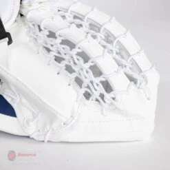 CCM Extreme Flex E5.5 Junior Goalie Catcher 22 CCM Extreme Flex E5.5 Junior Goalie Catcher -Bauer Official Store ccm catchers ccm extreme flex e5 5 junior goalie catcher 27972557471810