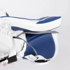 CCM Extreme Flex E5.5 Junior Goalie Catcher 25 CCM Extreme Flex E5.5 Junior Goalie Catcher -Bauer Official Store ccm catchers ccm extreme flex e5 5 junior goalie catcher 27972557537346