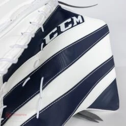 CCM Extreme Flex E5.9 Intermediate Goalie Catcher -Bauer Official Store ccm catchers ccm extreme flex e5 9 intermediate goalie catcher 27988516634690