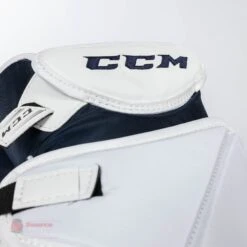 CCM Extreme Flex E5.9 Intermediate Goalie Catcher -Bauer Official Store ccm catchers ccm extreme flex e5 9 intermediate goalie catcher 27988516667458