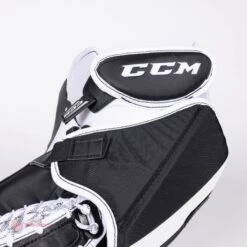 CCM Extreme Flex E5.9 Intermediate Goalie Catcher - Source Exclusive -Bauer Official Store ccm catchers ccm extreme flex e5 9 intermediate goalie catcher source exclusive 28235136434242