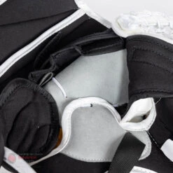 CCM Extreme Flex E5.9 Senior Goalie Catcher -Bauer Official Store ccm catchers ccm extreme flex e5 9 senior goalie catcher 27988525252674