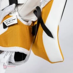 CCM Extreme Flex E5.9 Senior Goalie Catcher -Bauer Official Store ccm catchers ccm extreme flex e5 9 senior goalie catcher 27988525449282