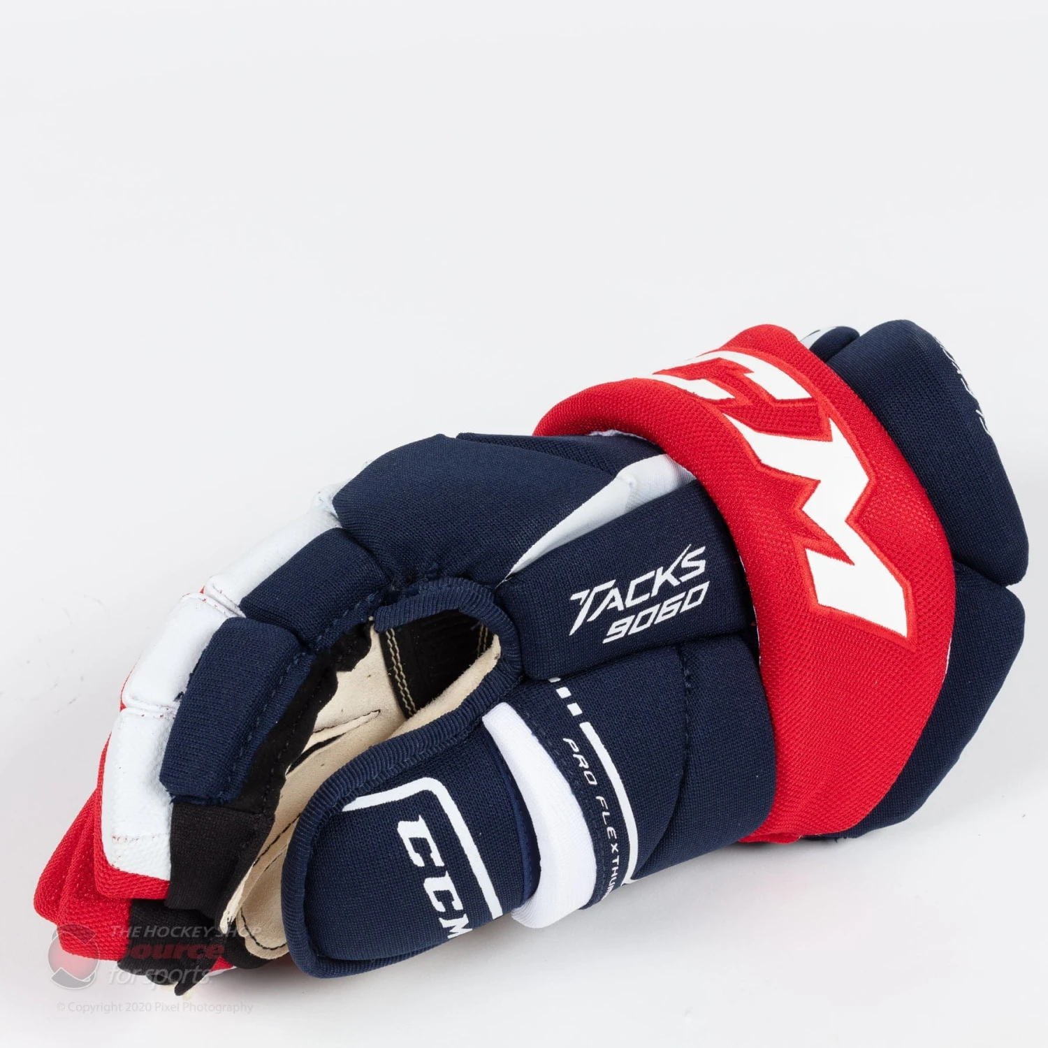CCM Tacks 9060 Senior Hockey Gloves 4 CCM Tacks 9060 Senior Hockey Gloves - Image 2