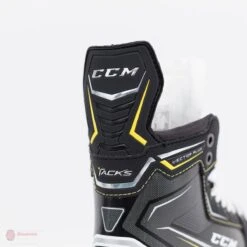 CCM Tacks Vector Plus Junior Hockey Skates (2018) -Bauer Official Store ccm hockey skates ccm tacks vector plus junior hockey skates 2018 4566184820802