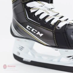 CCM Tacks Vector Plus Junior Hockey Skates (2018) -Bauer Official Store ccm hockey skates ccm tacks vector plus junior hockey skates 2018 4566184984642