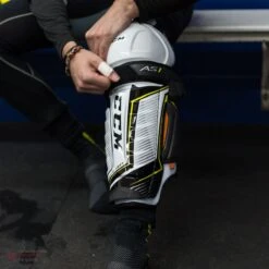 CCM Super Tacks AS1 Senior Hockey Shin Guards -Bauer Official Store ccm shin guards ccm super tacks as1 senior hockey shin guards 5201426317378
