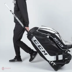 Grit GT4 Sumo Senior Tower Goalie Wheel Bag 29 Grit GT4 Sumo Senior Tower Goalie Wheel Bag -Bauer Official Store grit wheeled goalie bags grit gt4 sumo senior tower goalie wheel bag 4530100305986