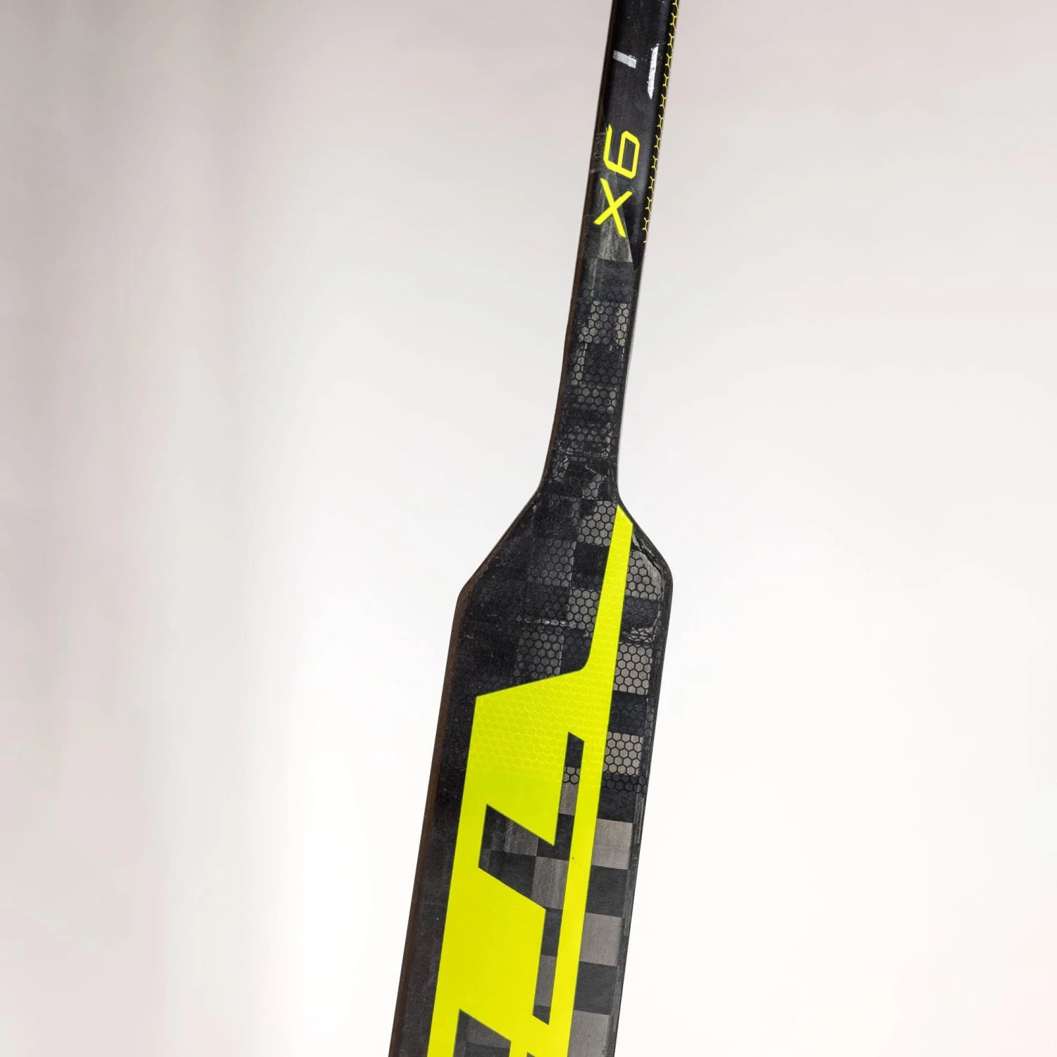 TRUE Catalyst 9X Intermediate Goalie Stick S21 15 TRUE Catalyst 9X Intermediate Goalie Stick S21 - Image 13
