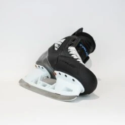 TRUE Player Junior Hockey Skates - Pro Stock - VH Holder - Felt Liner - Size 5 -Bauer Official Store true hockey skates true player junior hockey skates pro stock vh holder felt liner size 5 5 r standard 15186586533954
