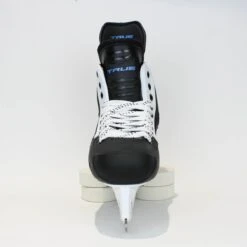 TRUE Player Senior Hockey Skates - Pro Stock - Shift Holder - White Side - Size 8 -Bauer Official Store true hockey skates true player senior hockey skates pro stock shift holder white side size 8 8 r standard 15187105972290