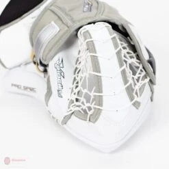 Vaughn Velocity Pro V Elite 2 Pro Carbon Senior Goalie Catcher -Bauer Official Store vaughn catchers vaughn velocity pro v elite 2 pro carbon senior goalie catcher 5670450757698