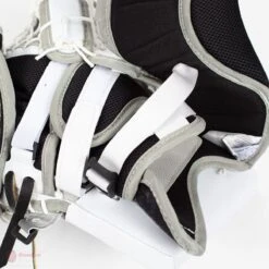 Vaughn Velocity Pro V Elite 2 Pro Carbon Senior Goalie Catcher -Bauer Official Store vaughn catchers vaughn velocity pro v elite 2 pro carbon senior goalie catcher 5670451675202