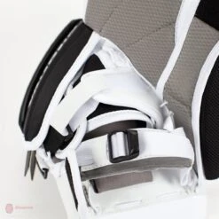 Vaughn Ventus SLR2-ST Junior Goalie Catcher 20 Vaughn Ventus SLR2-ST Junior Goalie Catcher -Bauer Official Store vaughn catchers vaughn ventus slr2 st junior goalie catcher 5670466977858