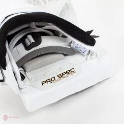 Vaughn Ventus SLR2-ST Pro Carbon Senior Goalie Catcher 33 Vaughn Ventus SLR2-ST Pro Carbon Senior Goalie Catcher -Bauer Official Store vaughn catchers vaughn ventus slr2 st pro carbon senior goalie catcher 5670463340610