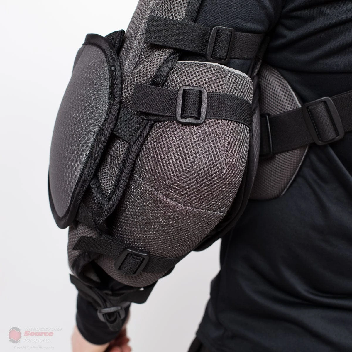 Vaughn Ventus SLR2 Pro Senior Chest & Arm Protector 10 Vaughn Ventus SLR2 Pro Senior Chest & Arm Protector - Image 8