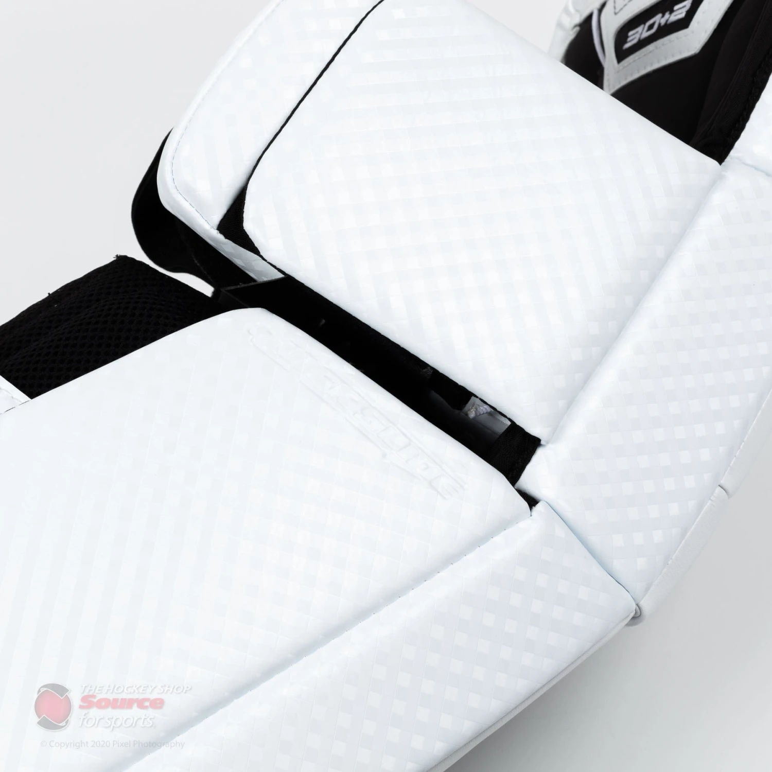Vaughn Velocity V9 Intermediate Goalie Leg Pads 10 Vaughn Velocity V9 Intermediate Goalie Leg Pads - Image 8