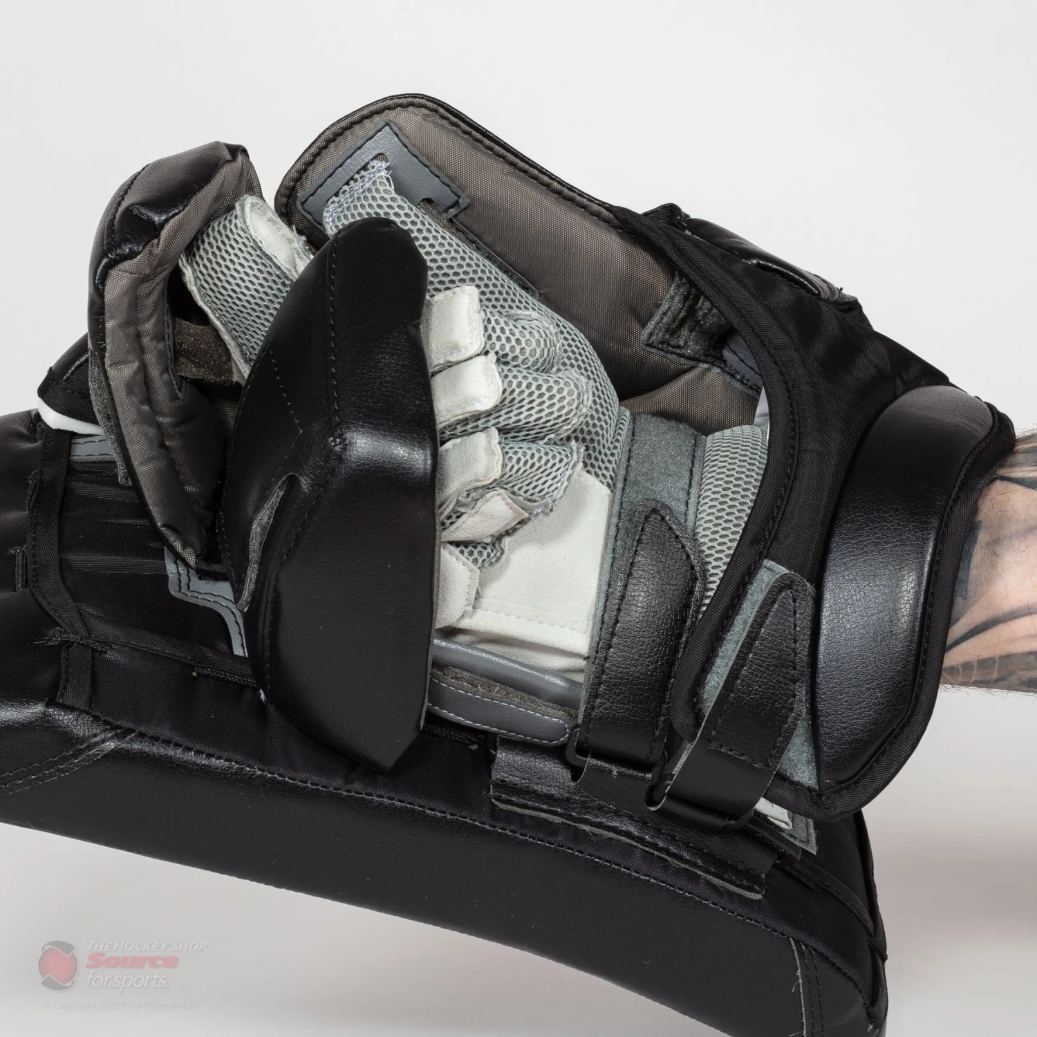 Warrior Ritual G5 Pro Senior Goalie Blocker 11 Warrior Ritual G5 Pro Senior Goalie Blocker - Image 9