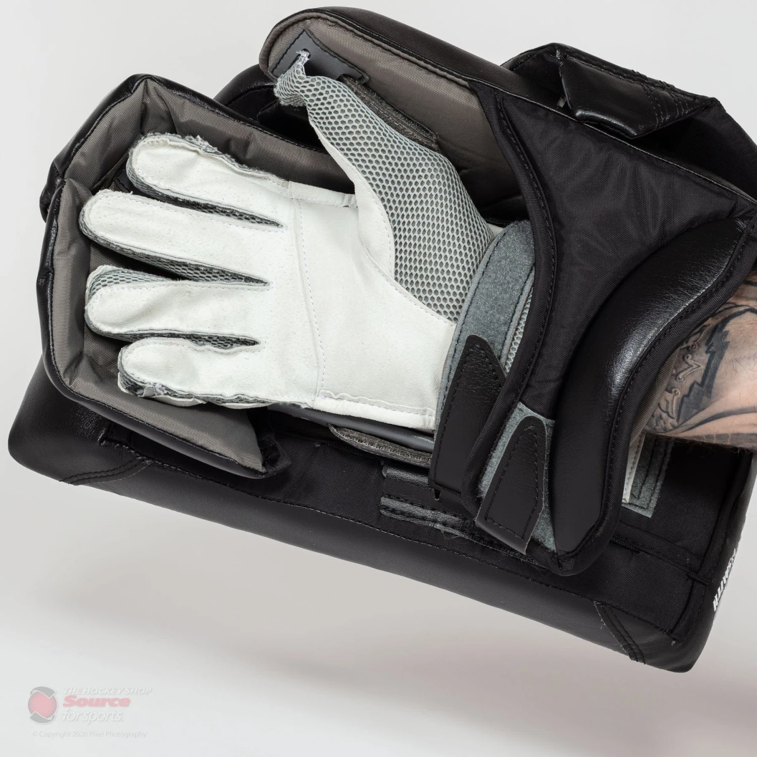 Warrior Ritual G5 Pro Senior Goalie Blocker 6 Warrior Ritual G5 Pro Senior Goalie Blocker - Image 4