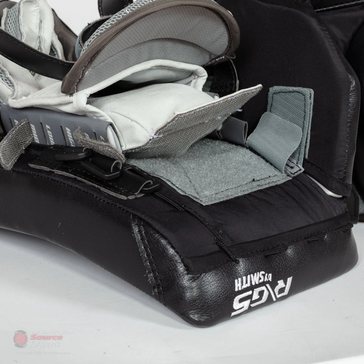 Warrior Ritual G5 Pro Senior Goalie Blocker 14 Warrior Ritual G5 Pro Senior Goalie Blocker - Image 12