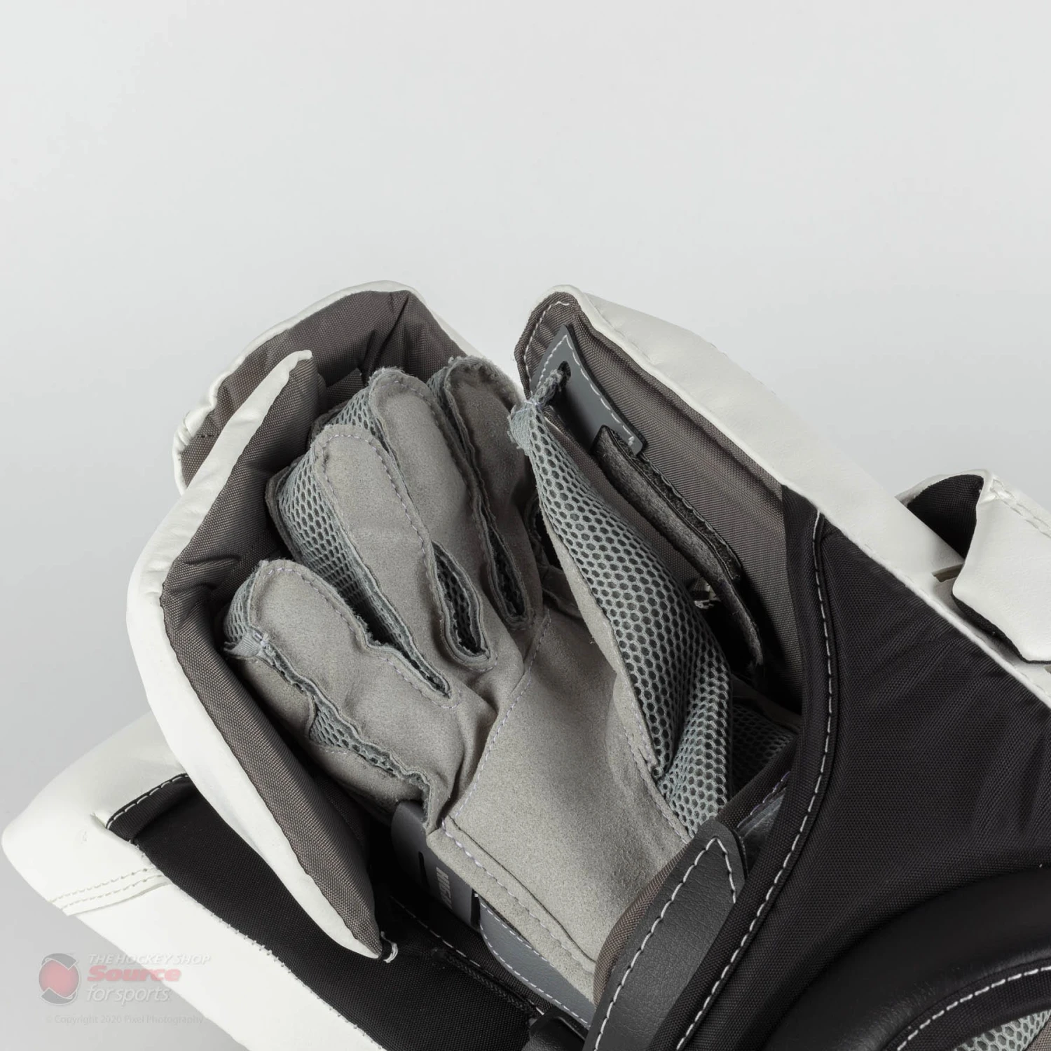 Warrior Ritual G5 SR+ Senior Goalie Blocker 7 Warrior Ritual G5 SR+ Senior Goalie Blocker - Image 5