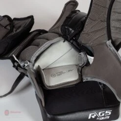 Warrior Ritual G5 Pro Senior Goalie Catcher 31 Warrior Ritual G5 Pro Senior Goalie Catcher -Bauer Official Store warrior catchers warrior ritual g5 pro senior goalie catcher 14051004940354