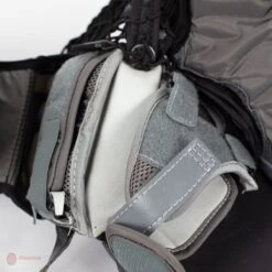 Warrior Ritual GT2 Intermediate Goalie Catcher -Bauer Official Store warrior catchers warrior ritual gt2 intermediate goalie catcher 30370374975554